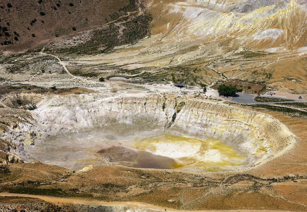  Krater Polivotis ostrvo Nisiros 